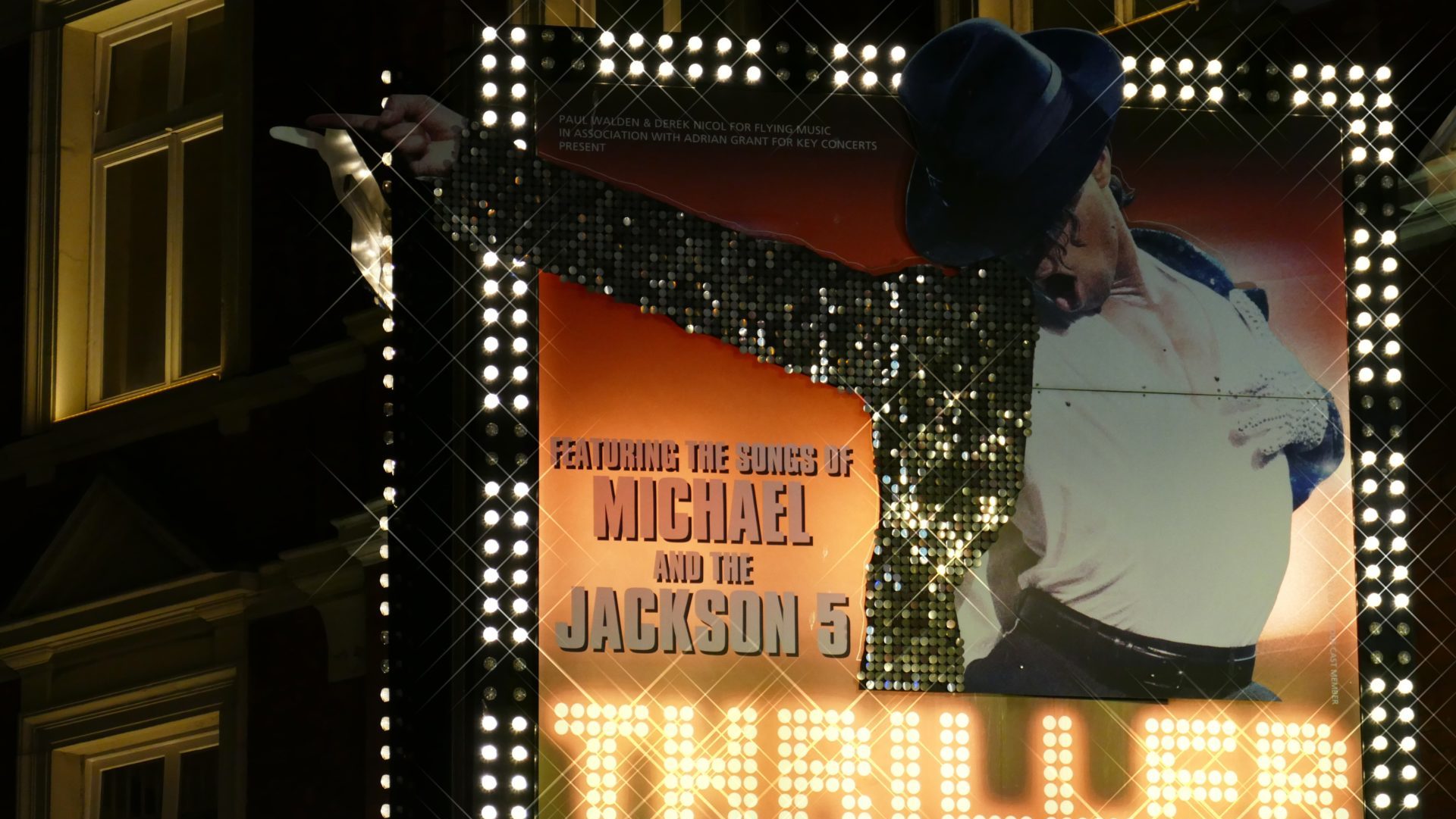 マイケルジャクソンの忌日